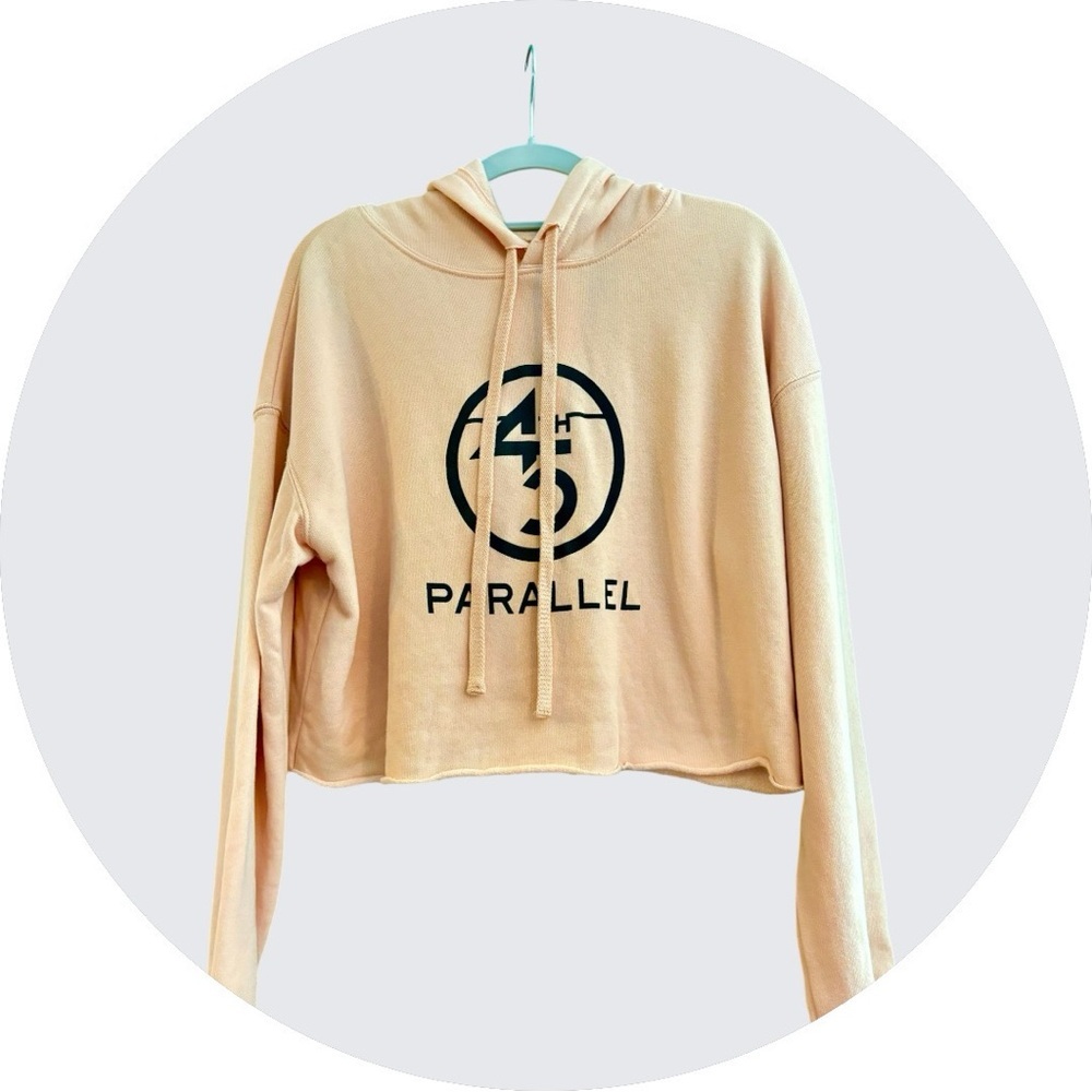 45th Parallel Cropped Hoodie Sweatshirt. Size M. Great Condition.